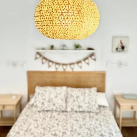 Апартаменти Empedrada *